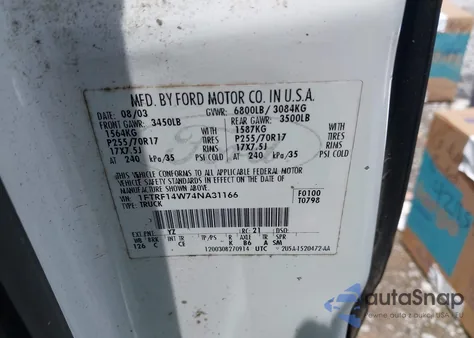 2004 Ford F-150 Xl/Stx/Xlt z USA, uszkodzony, nr VIN 1FTRF14W74NA31166